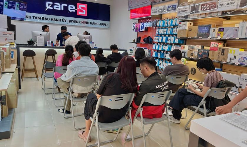 Điểm thay pin iPhone chính hãng