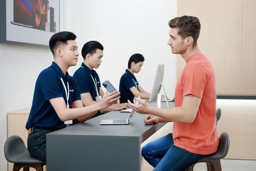 Đội ngũ nhân viên tư vấn đạt chứng chỉ Apple