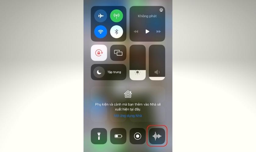 Ghi âm trên iPhone bằng Trung tâm điều khiển