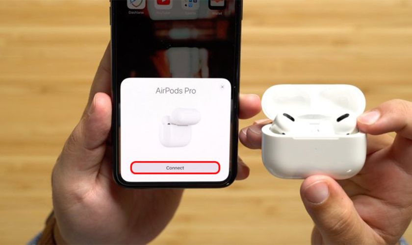 phần trăm pin airpods hiển thị trên màn hình iphone