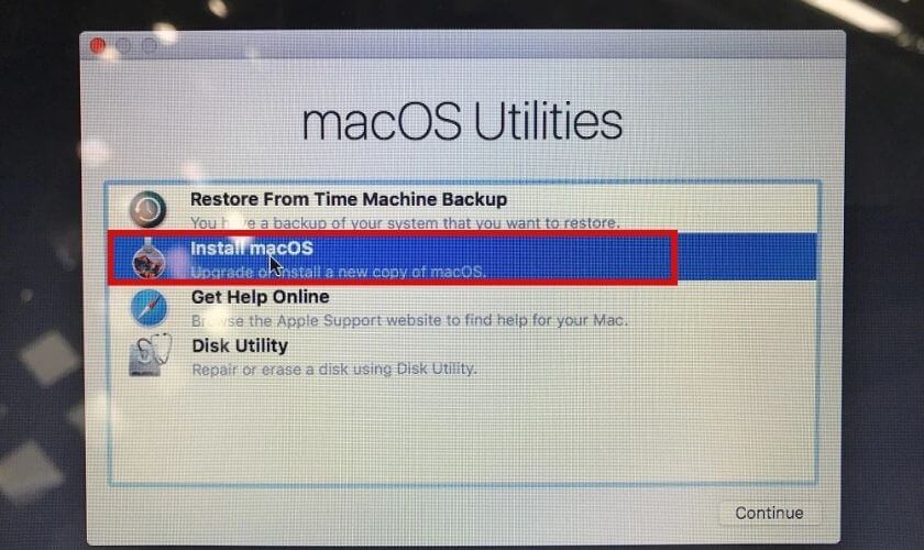 đóng disk utility và chọn install