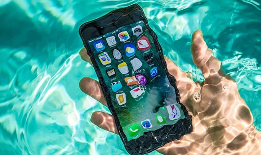 Chi phí sấy khô điện thoại bao nhiêu tiền