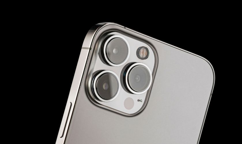 Xem camera quốc tế và iPhone Lock không giống nhau thế nào