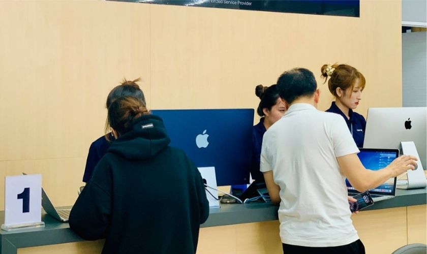 nguyên nhân làm hư hỏng màn hình iPhone 15 Pro Max