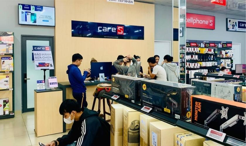 Hệ thống địa chỉ thay màn hình iPhone 15 Pro Max của CareS