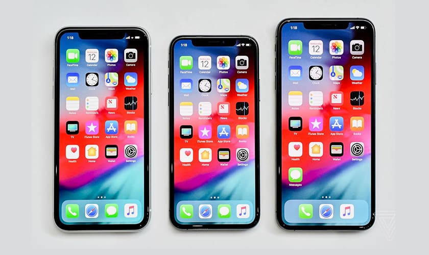 Màn hình của series iPhone X có điểm gì giống nhau?