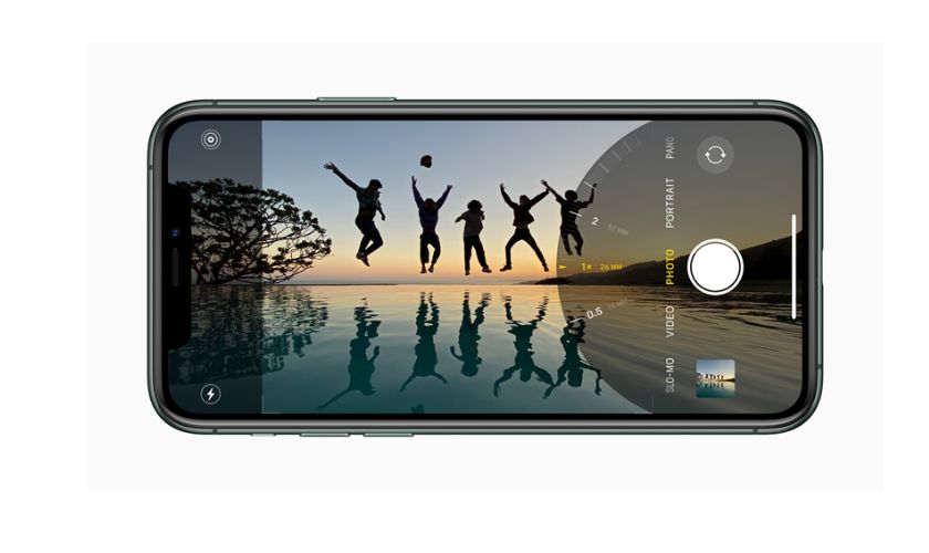 iPhone 11 Pro sử dụng màn hình gì