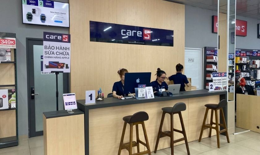 Nên thay camera sau iPhone 8 chính hãng hay không