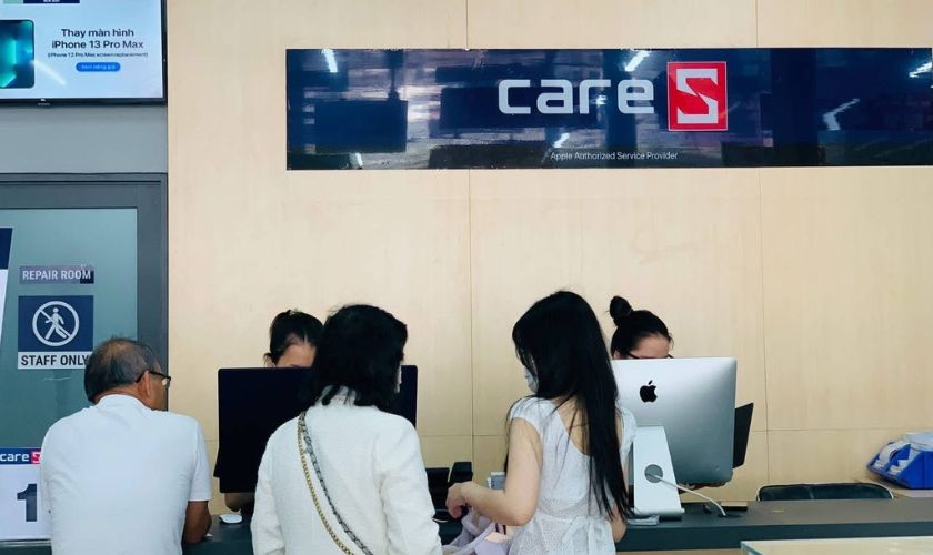 Địa chỉ thay camera trước iPhone 11 Pro Max chính hãng, uy tín tại CareS