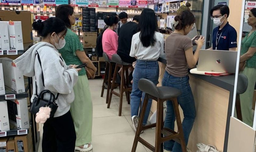 Quy trình thay camera trước iPhone 11 chuẩn Apple tại CareS