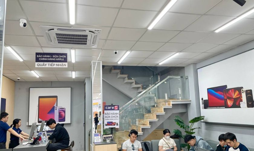 Thay Camera trước iPhone 12 Mini giá bao nhiêu tiền