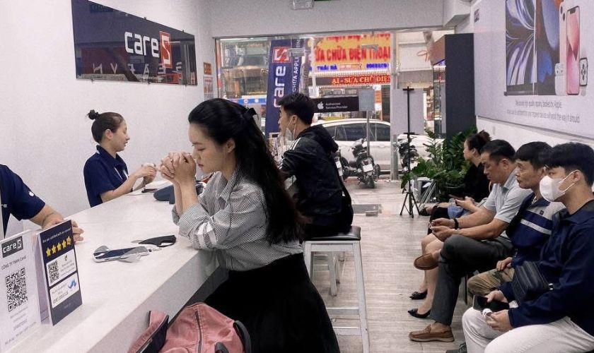 Các nguyên nhân phổ biến khiến loa ngoài iPhone 11 bị hư hỏng