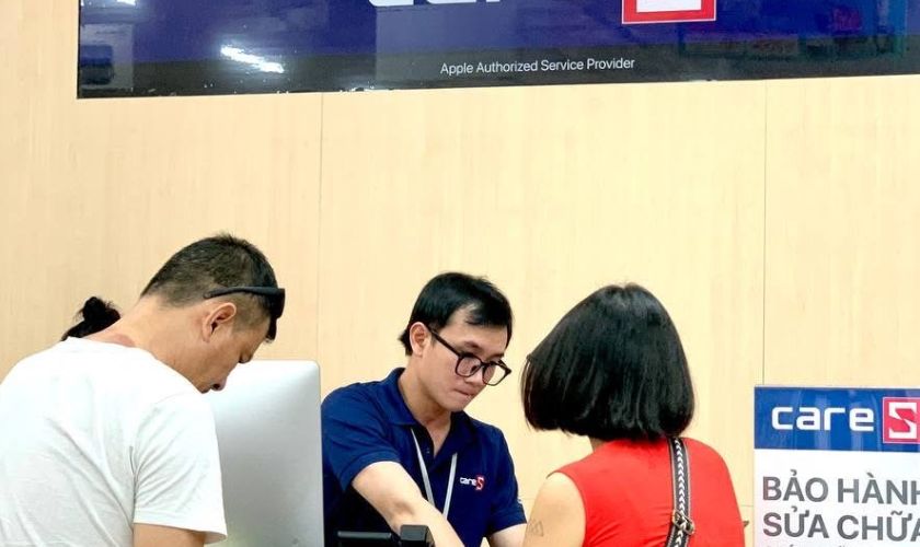 Quy trình thay loa ngoài iPhone 11 đạt chuẩn Apple tại CareS