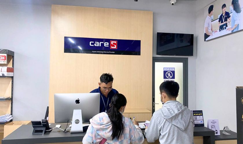 Địa điểm hay pin MacBook Pro 2017 13 inch 2 TBT3 chính hãng uy tín tại HCM và Hà Nội