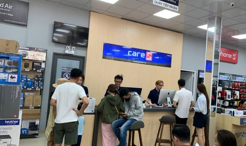 Bảng giá thay Camera sau iPhone 12 chính hãng Apple tại CareS