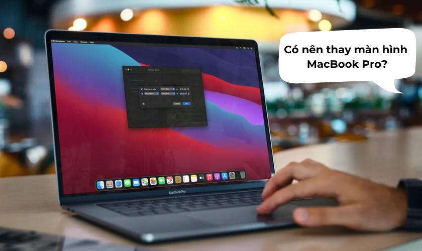 Thay màn hình MacBook Pro 2019 13 inch 2 TBT3 chính hãng