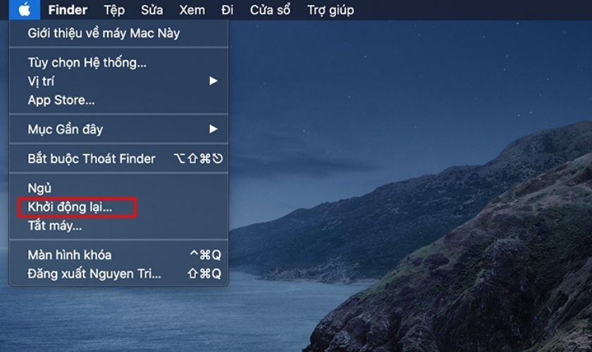Khởi động lại MacBook