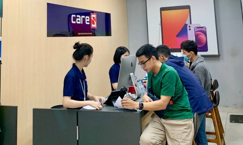 Quy trình thay thế loa ngoài iPhone 16 Plus chuẩn kỹ thuật Apple