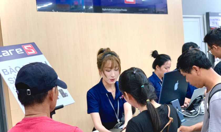 Dịch vụ thay pin MacBook Air M3 2024 15 inch chính hãng Apple tại CareS