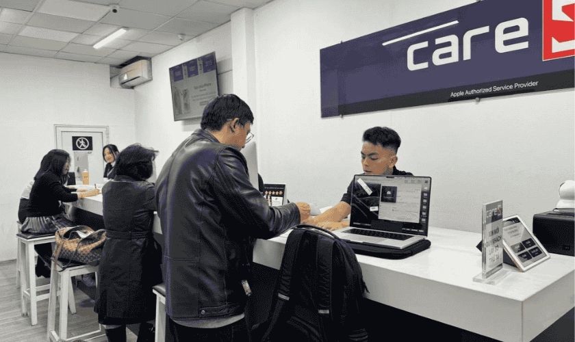 Nguyên nhân camera sau điện thoại iPhone 16 Plus bị hư hỏng