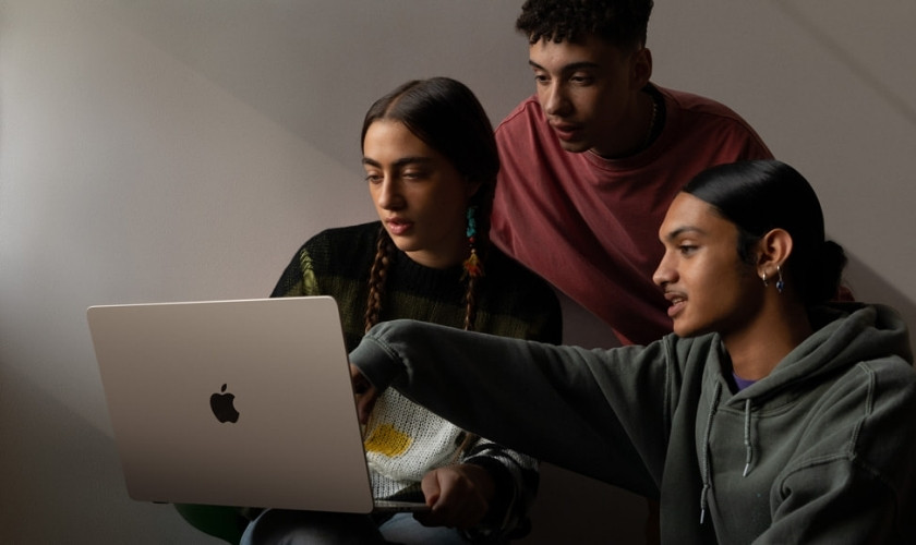 Thay Trackpad Macbook Air 2023 chính hãng