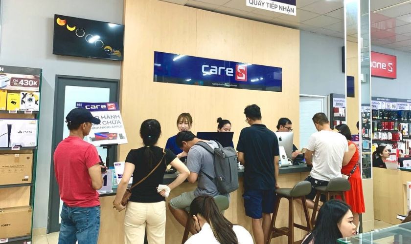 Giá Thay bo mạch chủ iPhone 16 Pro Chính Hãng Bao Nhiêu Tiền