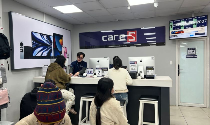 Có nên thay mic iPhone 17 Pro chính hãng không