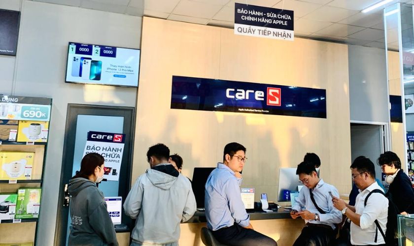 Giá sửa lỗi màn iPhone bị ám vàng bao nhiêu