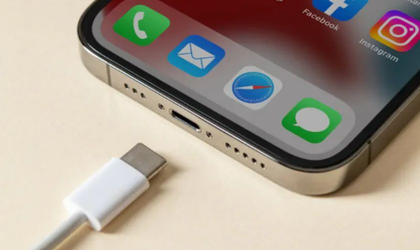 Nguyên nhân khiến pin iPhone bị ảo