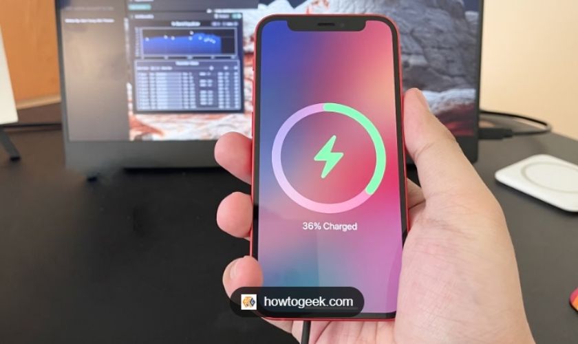 iPhone có thể chia sẻ pin được không