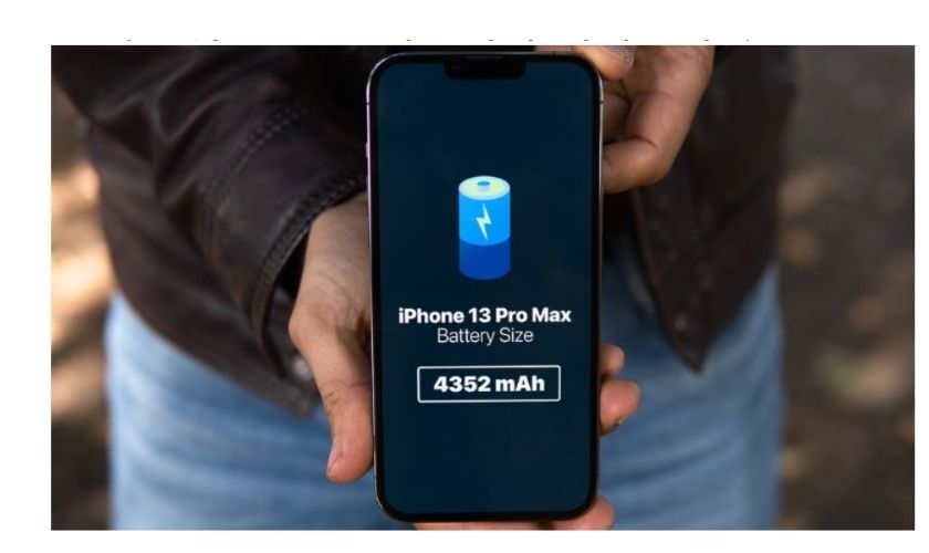 Hướng dẫn sạc pin iPhone 13 Pro Max đúng cách