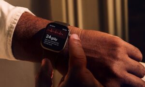 Top Apple Watch pin trâu nhất dẫn đầu thời lượng dùng