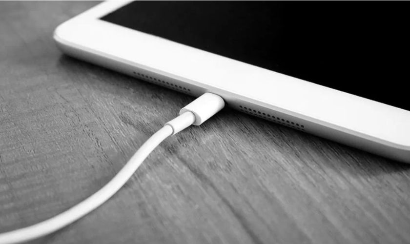 Những sai lầm cần tránh khi sạc pin iPad mới mua