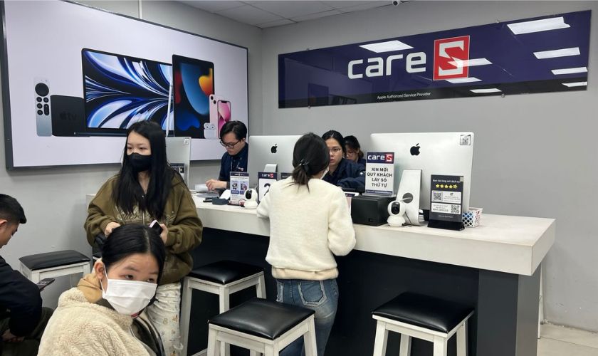 Mang MacBook đi sửa