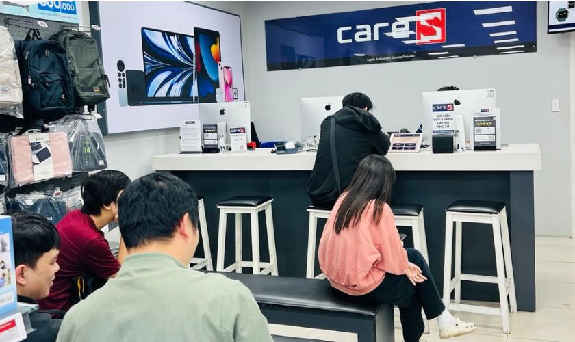 MacBook sập nguồn bật không lên sửa bao nhiêu tiền