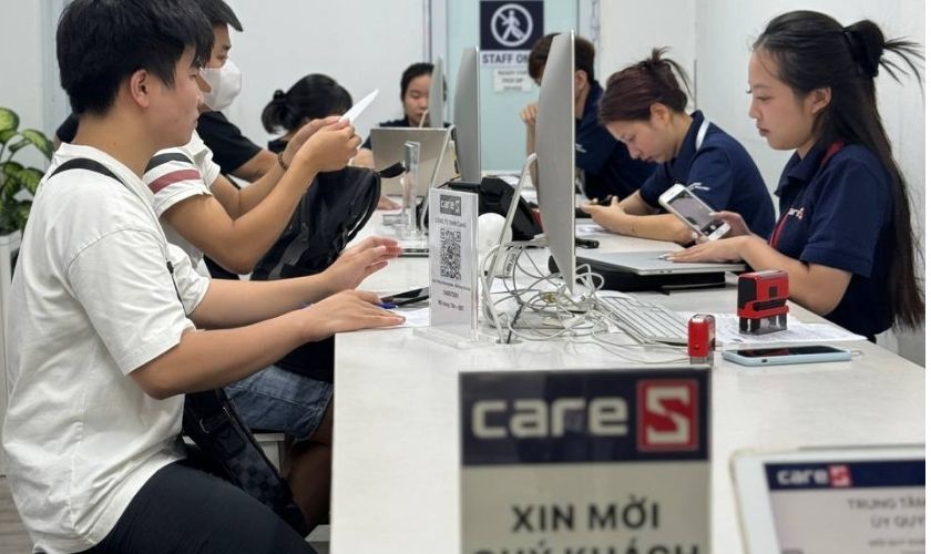 Quy trình thay vỏ iPhone tại CareS chuẩn Apple