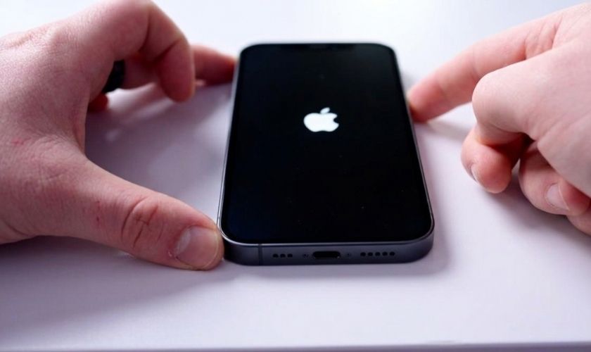 Cách khắc phục iPhone bị trắng màn hình tại nhà