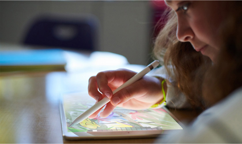 Pin iPad Pro 9.7 dùng được bao lâu thì nên thay