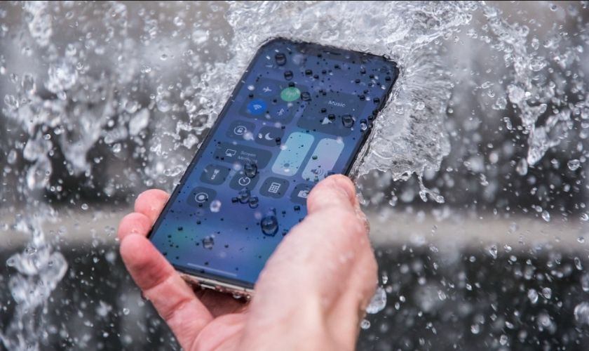 Cách khắc phục loa iPhone 17 Pro Max bị nhỏ tại nhà