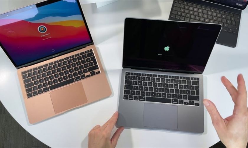 Thay cáp màn hình MacBook Pro 2017