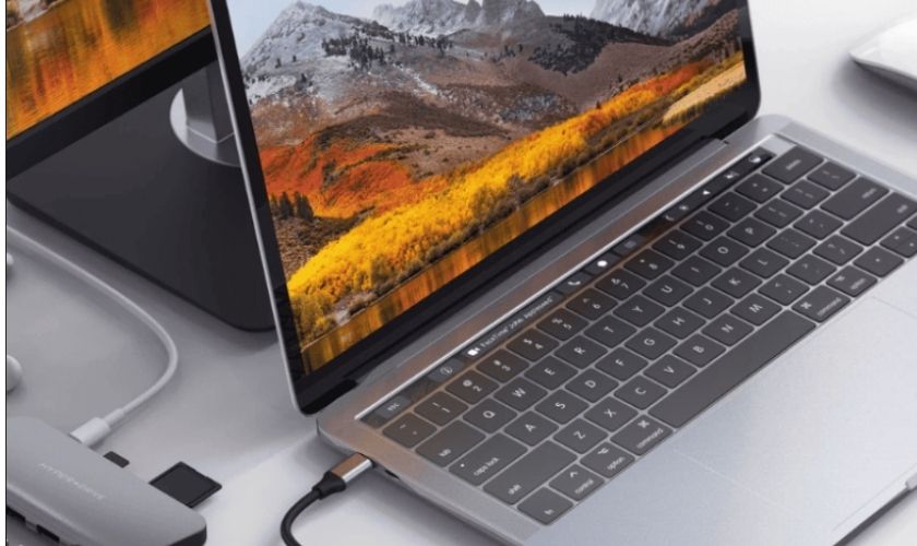 Màn hình chập chờn khi gập mở