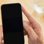 iphone 11 không lên màn hình nhưng vẫn có tiếng