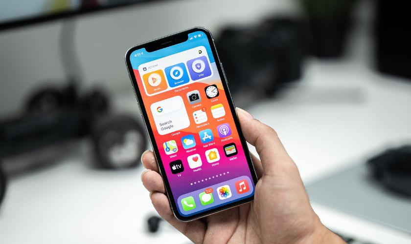Mẹo hạn chế iPhone 11 bị đen màn hình trong quá trình sử dụng