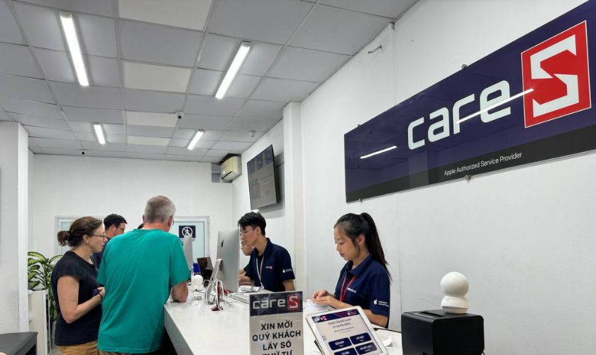 Địa chỉ thay màn hình iPhone bị nứt mặt kính uy tín