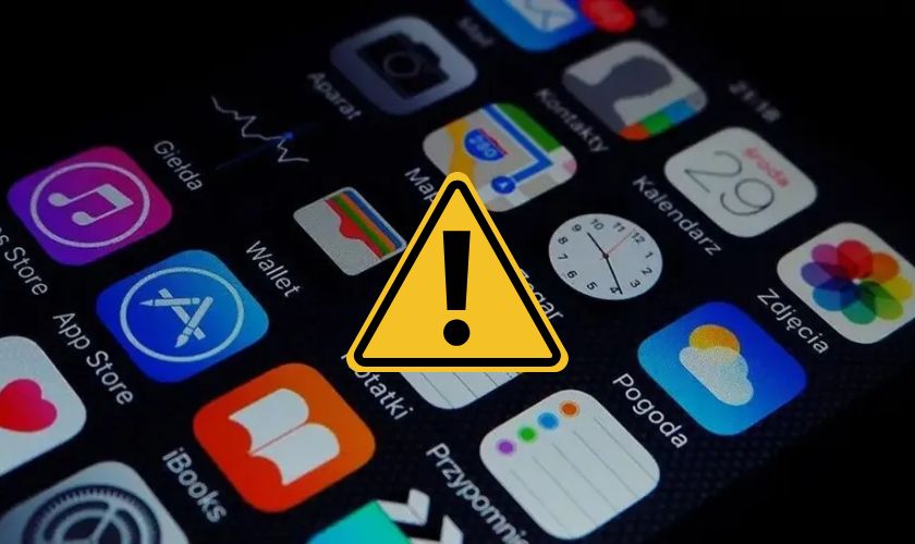 Nguyên nhân khiến camera iPhone bị đốm mờ