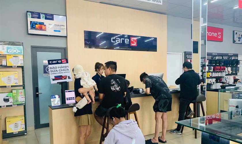 Kiểm tra chuyên sâu để xác định đúng nguyên nhân gây màn hình iPhone bị lỗi màu