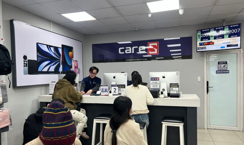 Khi nào cần sửa sọc màn hình và khi nào cần thay màn hình iPhone