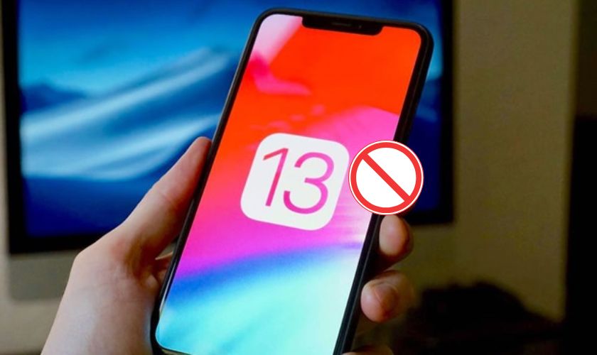 camera iPhone 14 Pro Max bị mờ do Hệ điều hành cũ, lỗi thời