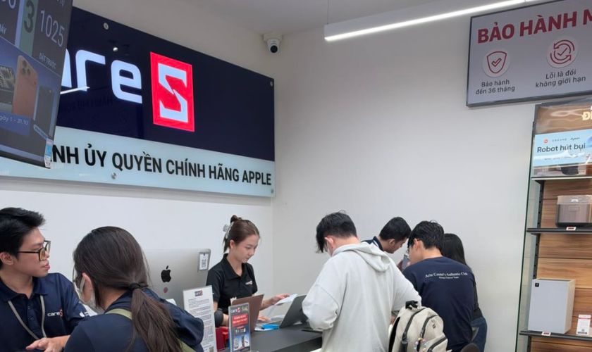 Kiểm tra iPad và đặt lịch dịch vụ SUR tại CareS